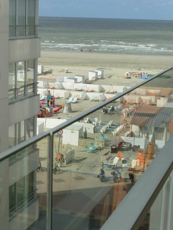 Appartement Met Zicht Op Zee Knokke-Heist Exterior photo